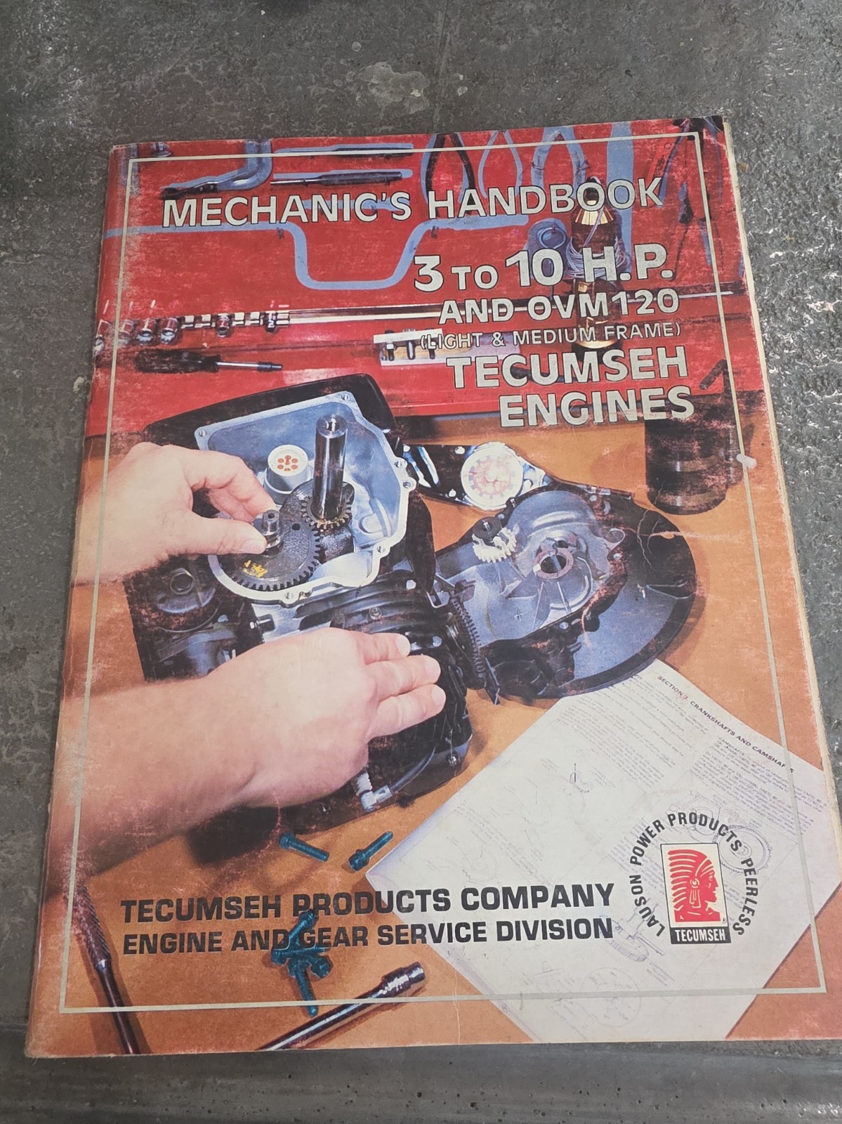 vintage Tecumseh Mechanic's Handbook covering 3 to 10 H.P. and OVM120 light and vintage Tecumseh Mechanic's Handbook covering 3 to 10 H.P. and OVM120 light and
