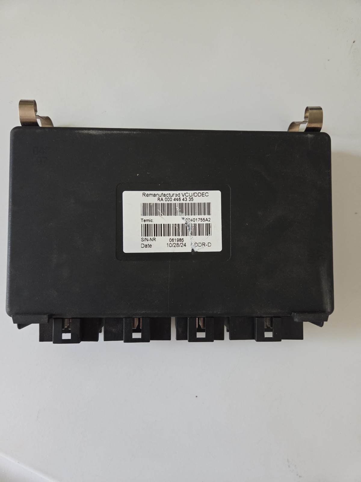 Mercedes Benz / Sterling VCU Original Part Number A 000 446 43 35