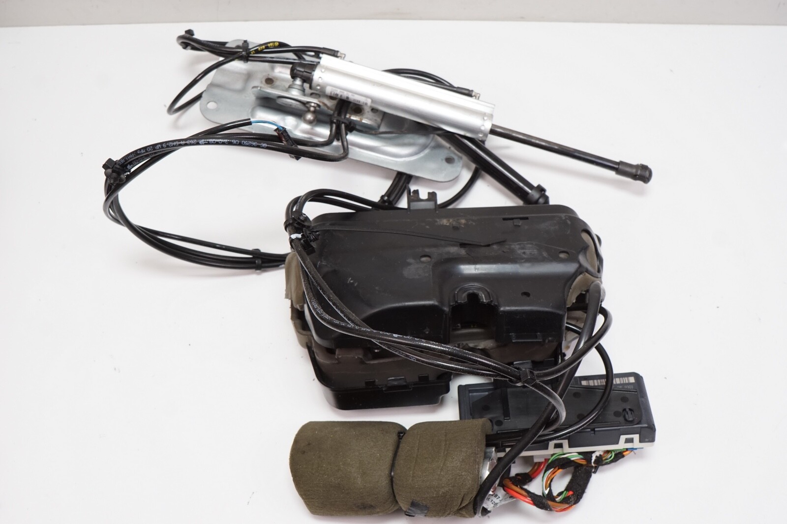 MERCEDES GL 320 450 Liftgate Tailgate Trunk Hydraulic Pump Motor OEM 2007 - 2009