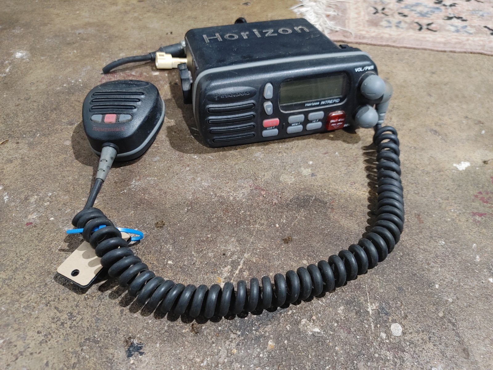 Standard Horizon Intrepid GX1260S VHF FM Marine Radio, 25W Standard Horizon Intrepid GX1260S VHF FM Marine Radio, 25W
