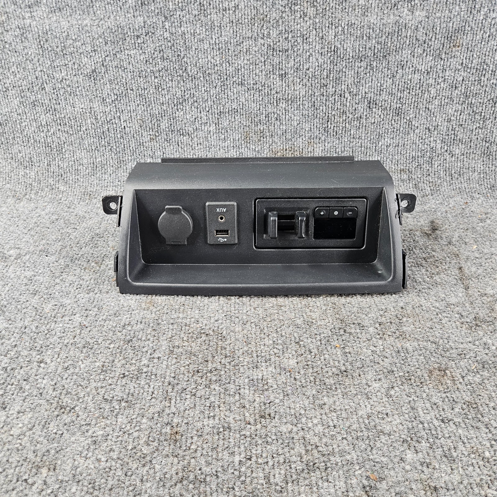2016 - 2024 Nissan Titan Trailer Brake Control Switch Unit 478A0EZ40B OEM 2016 - 2024 Nissan Titan Trailer Brake Control Switch Unit 478A0EZ40B OEM