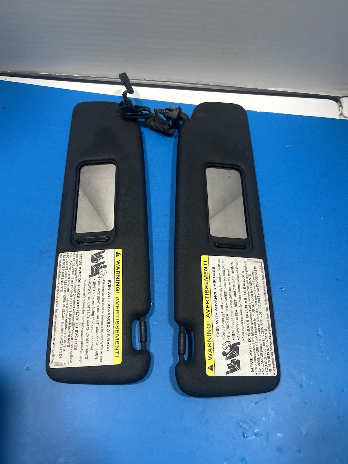 2009-2018 Audi Q5 Driver & Passenger Side Sun Visor Pair Set Black Lighted