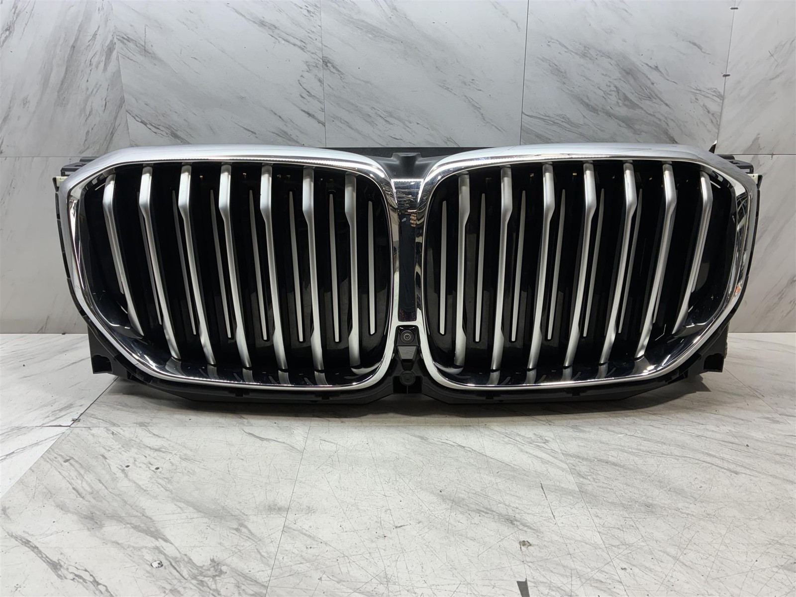 2020 2022 BMW X5 X6 GRILLE ASSEMBLY OEM UPPER FRONT GRILL W/ CAMERA 5113 226775