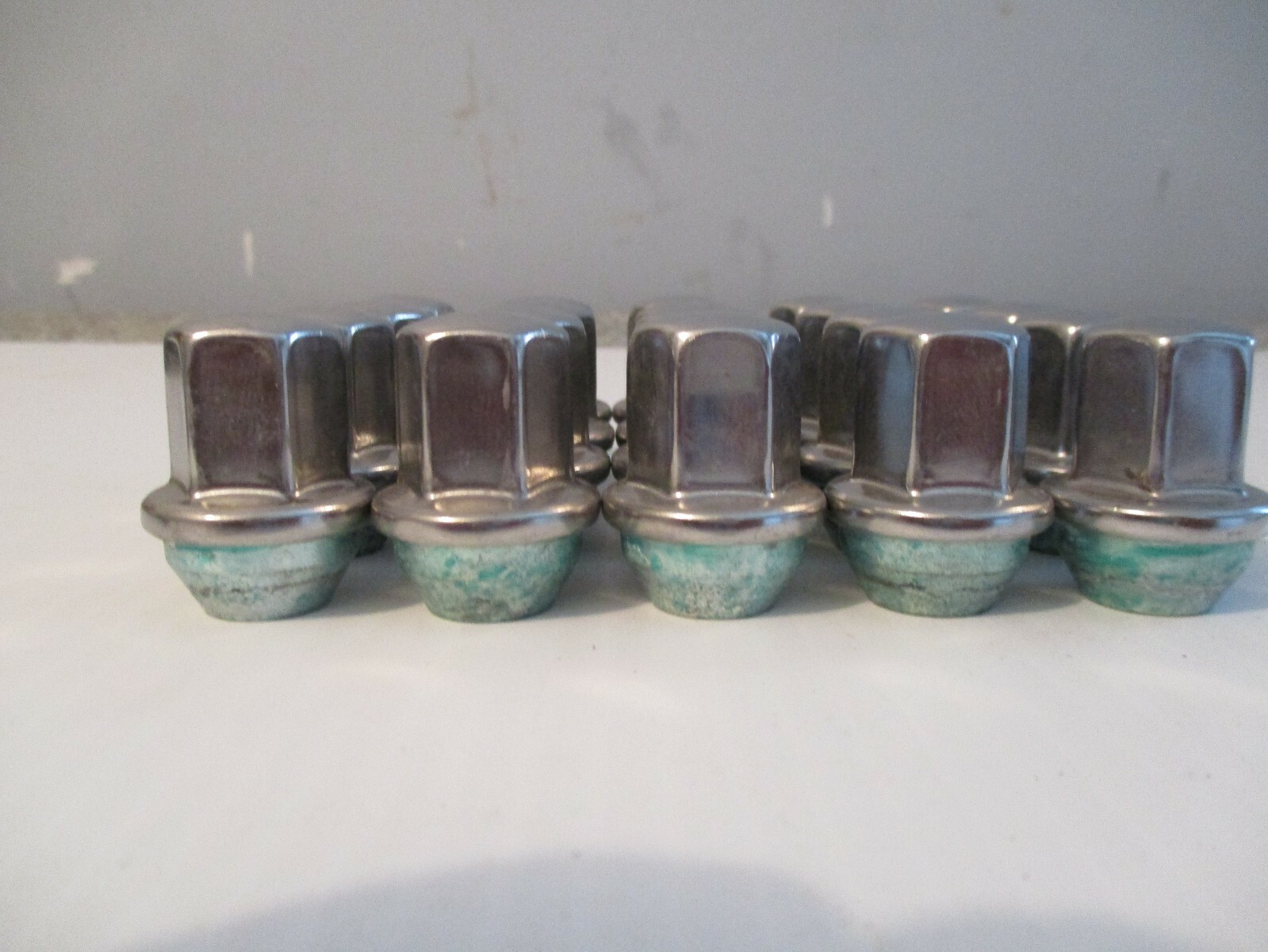 M12 X 1.5 GM (09599297) OEM TAKEOFF LUG NUTS 20 PIECES M12 X 1.5 GM (09599297) OEM TAKEOFF LUG NUTS 20 PIECES