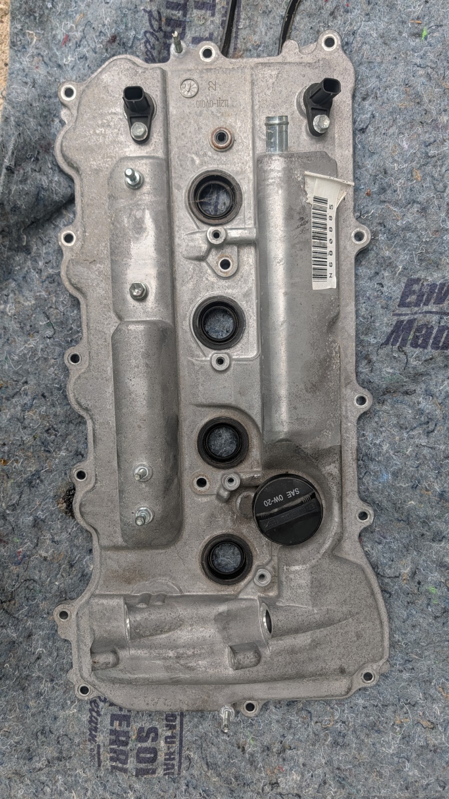2009-2019 HIGHLANDER 09-18 TOYOTA RAV-4 10-17 CAMRY 2.5L 2.7L Engine Valve Cover 2009-2019 HIGHLANDER 09-18 TOYOTA RAV-4 10-17 CAMRY 2.5L 2.7L Engine Valve Cover