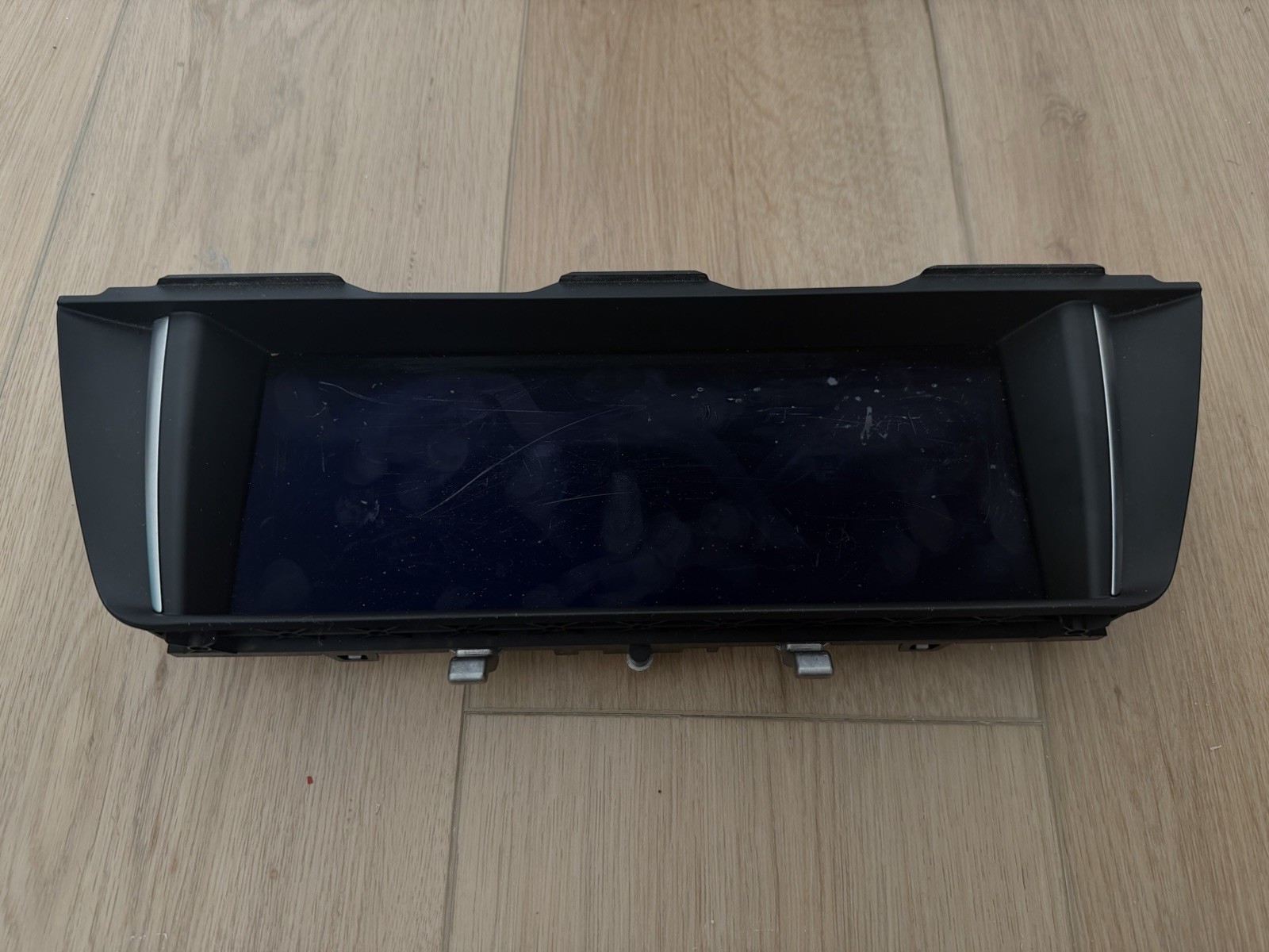 11 16 bmw 535i audio radio stereo info display screen 9289008-02 scratch 11 16 bmw 535i audio radio stereo info display screen 9289008-02 scratch