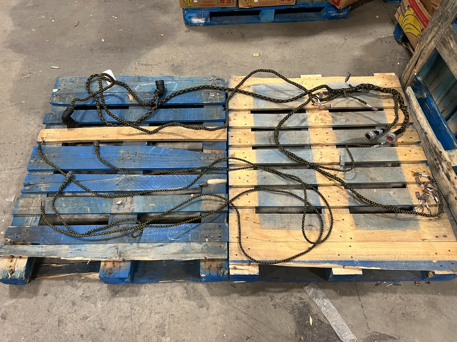 Engine Wiring Wire Harness Assembly 1025751 Heavy Duty