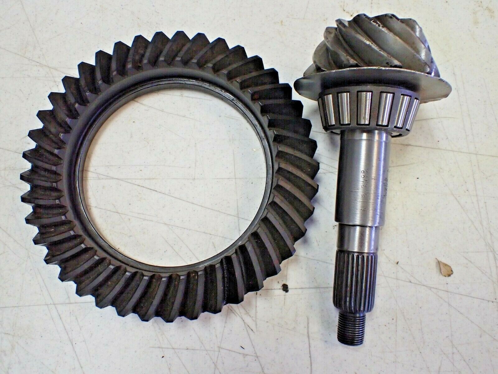 Nos 1970 - 1972 Chevrolet Blazer 1963 - 1968 Chevrolet Pickup Front Ring Pinion Nos 1970 - 1972 Chevrolet Blazer 1963 - 1968 Chevrolet Pickup Front Ring Pinion