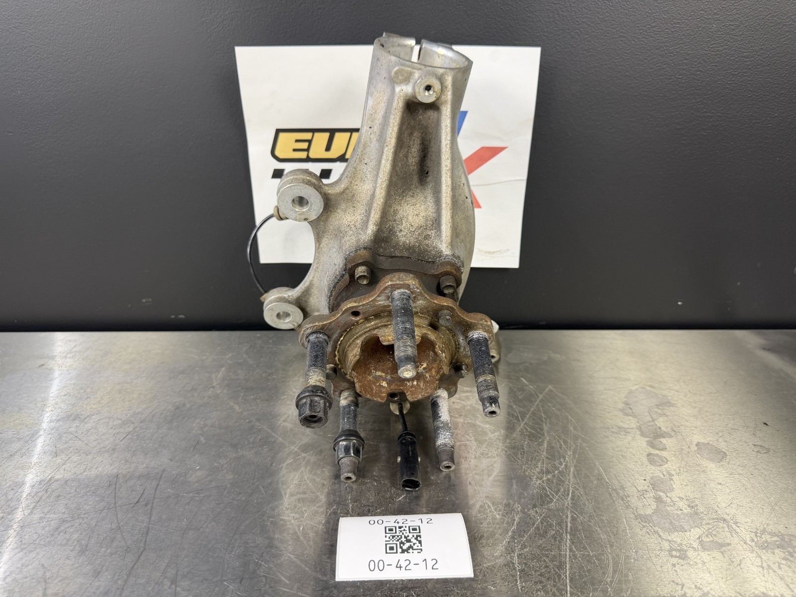 15-21 BMW F80 F82 F87 M3 M4 Front Right Hub Spindle Knuckle Wheel Bearing OEM 15-21 BMW F80 F82 F87 M3 M4 Front Right Hub Spindle Knuckle Wheel Bearing OEM