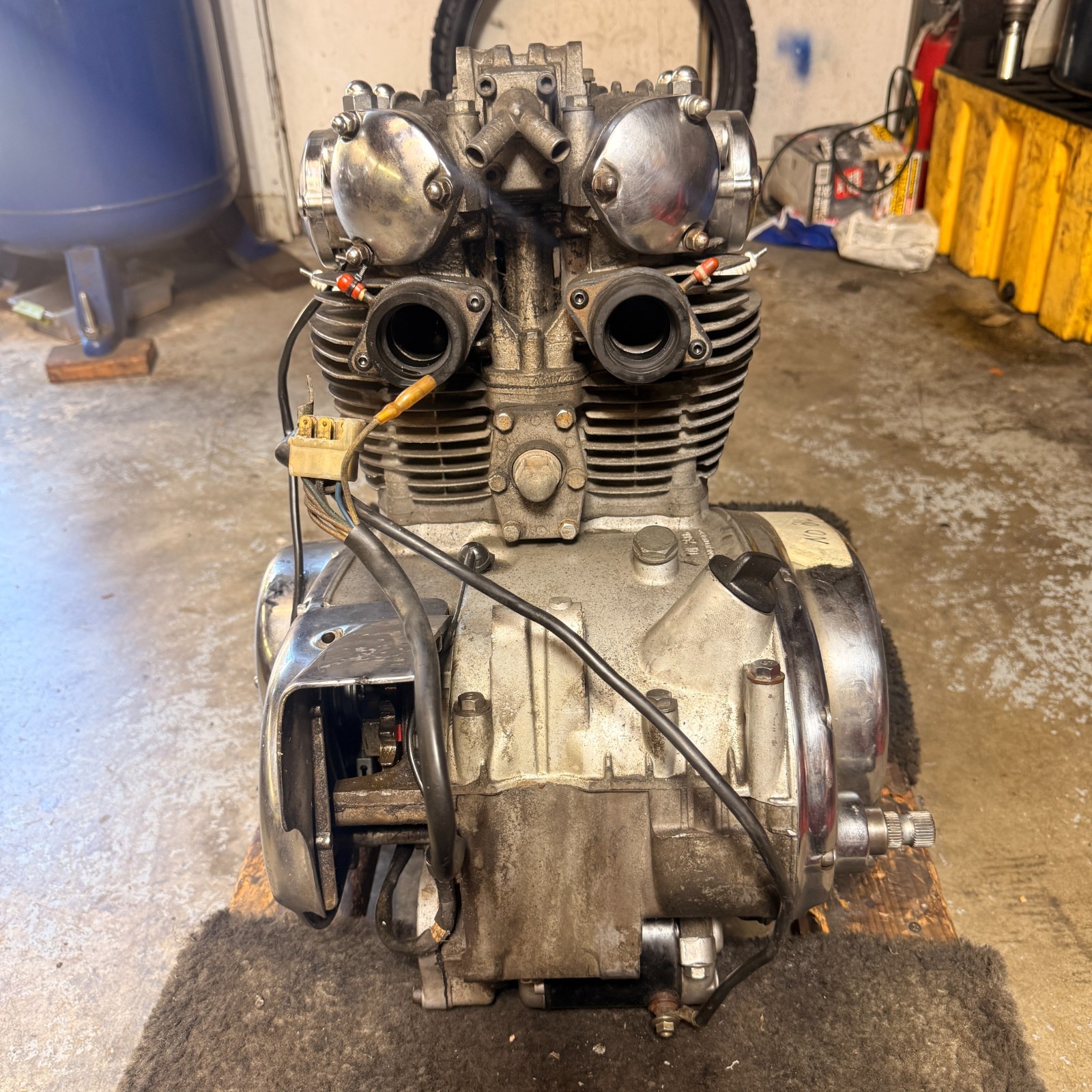 78-79 Yamaha XS650SF Complete Engine (READ DESCRIPTION)