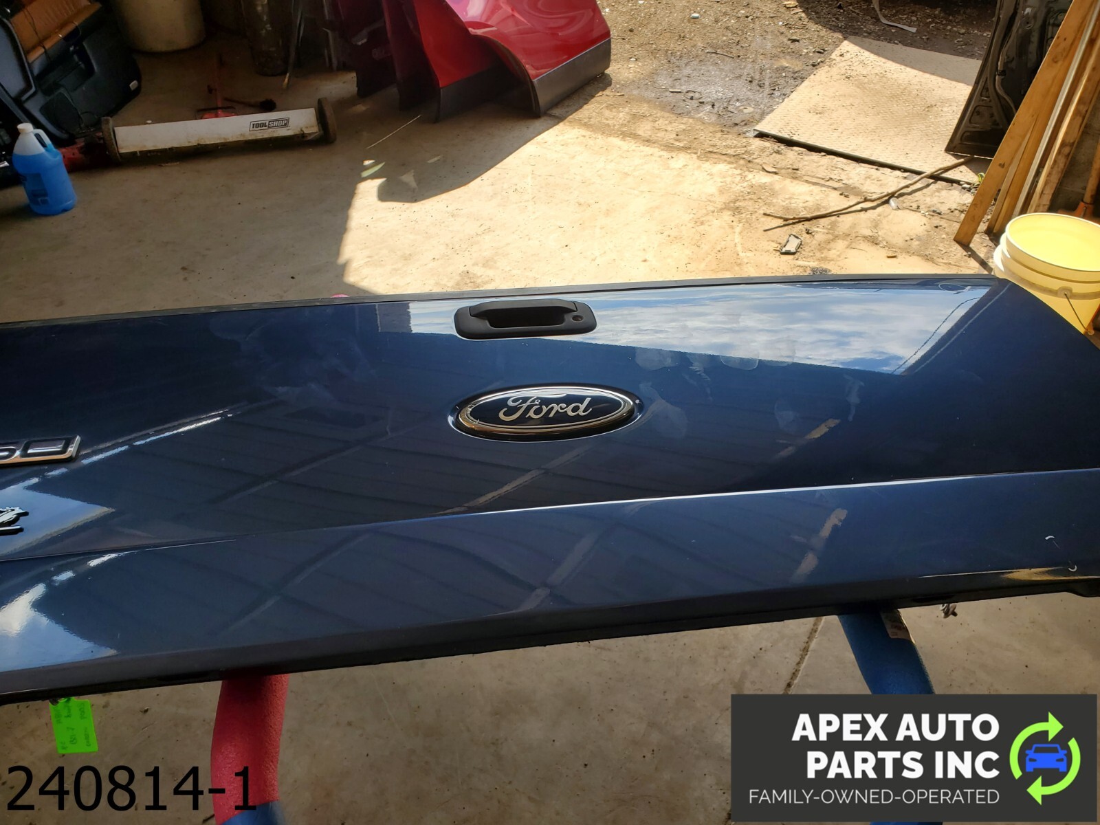*NO SHIPPING* 2004 Ford F-150 5.4L TAILGATE TAIL GATE ASSEMBLY