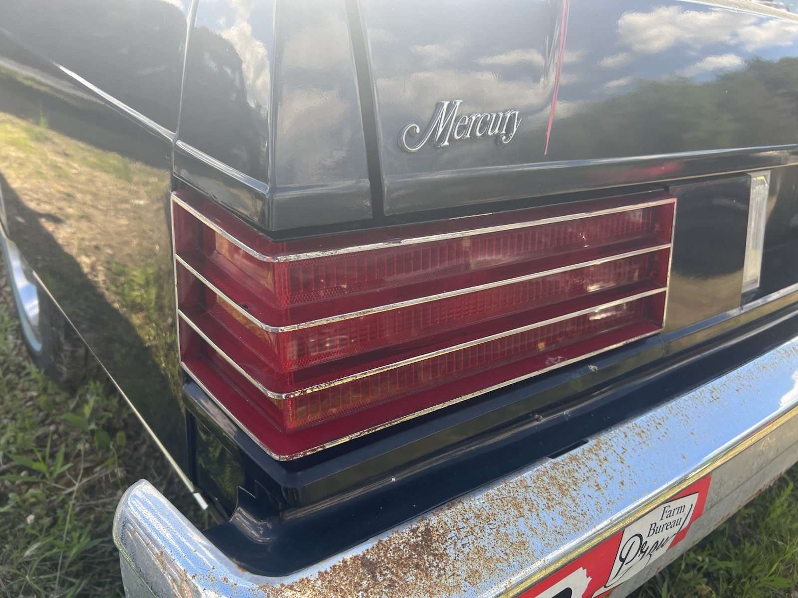 1979-1982 MERCURY GRAND MARQUIS TAIL LIGHT ASSEMBLY DRIVER SIDE OEM 1979-1982 OE 1979-1982 MERCURY GRAND MARQUIS TAIL LIGHT ASSEMBLY DRIVER SIDE OEM 1979-1982 OE