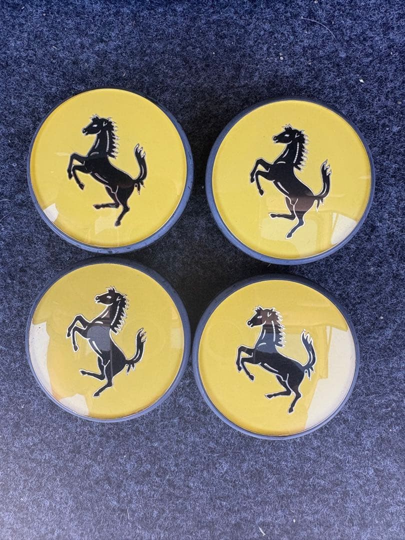 Ferrari F355 Genuine Center Cap Set 4pcs JDM Good Condition 55mm Outer Diameter