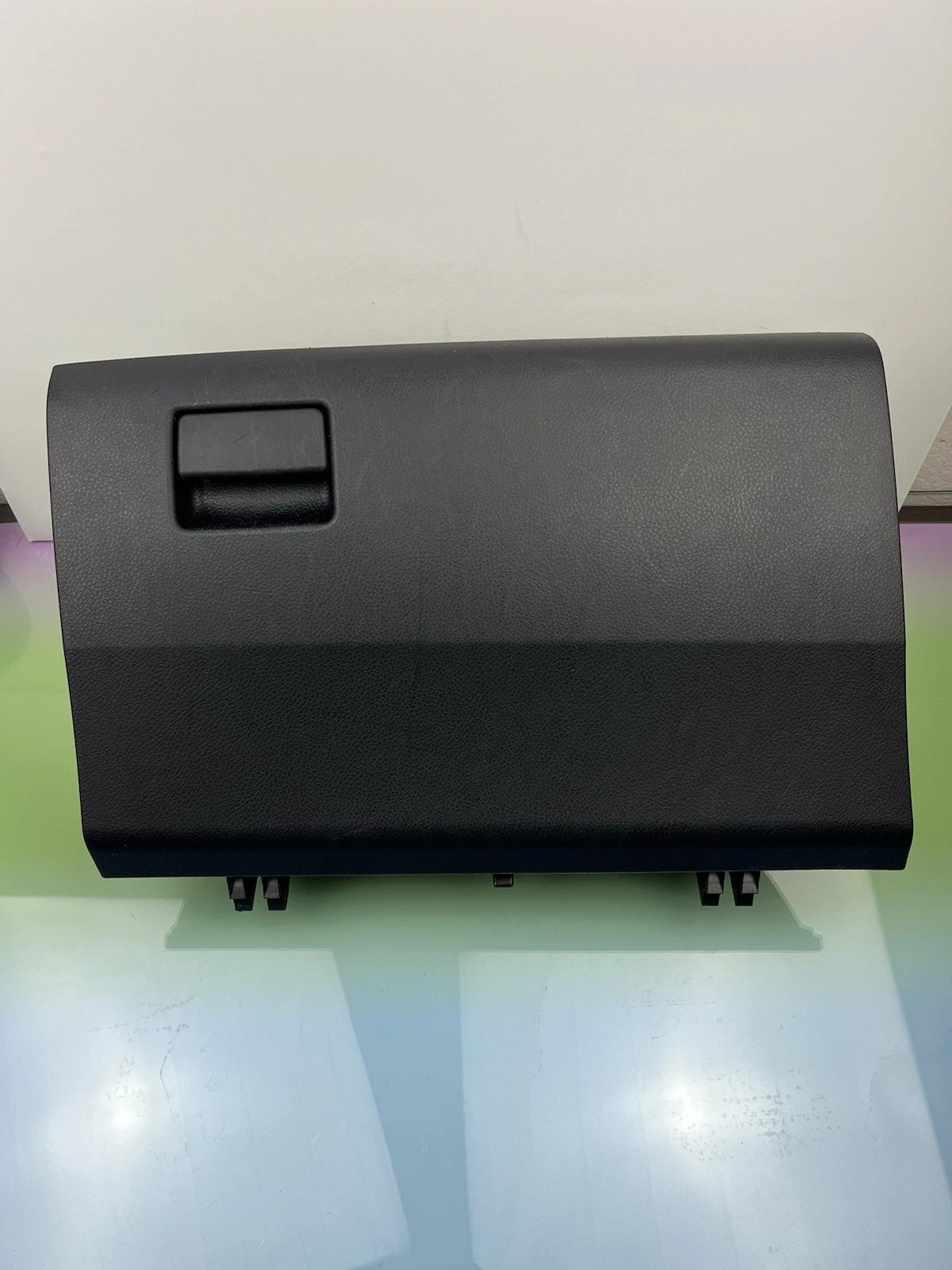2013-2018 TOYOTA RAV4 GLOVE COMPARTMENT STORAGE BOX BLACK OEM 55550-0R030 2013-2018 TOYOTA RAV4 GLOVE COMPARTMENT STORAGE BOX BLACK OEM 55550-0R030