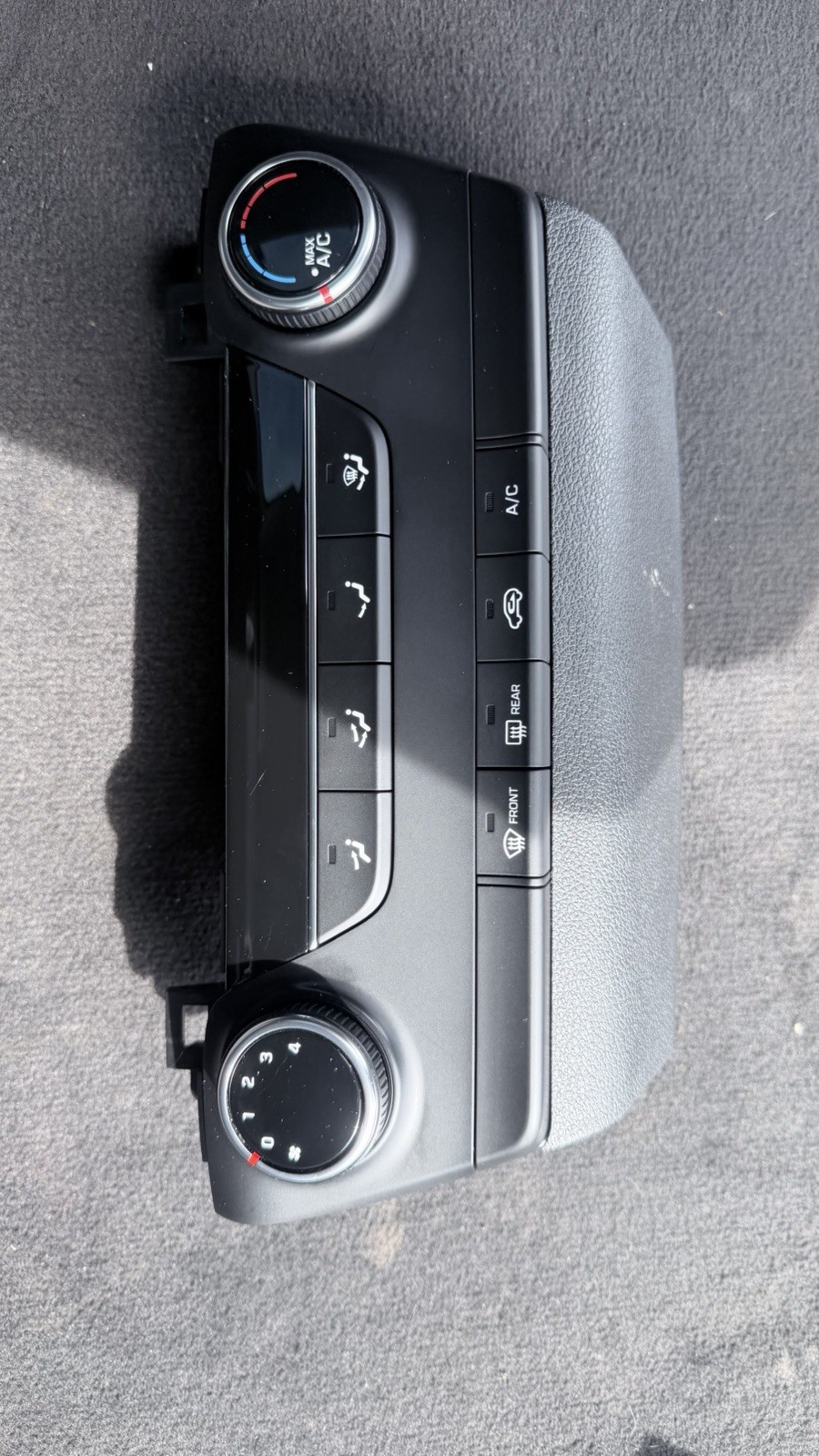 2018-2020 Hyundai Tucson HVAC Temperature Control Module 2018-2020 Hyundai Tucson HVAC Temperature Control Module