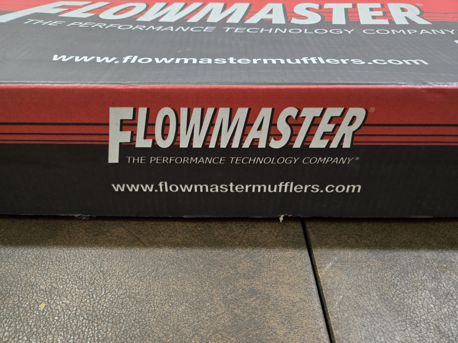 Flowmaster 943052 50 Series Delta Flow Muffler - Open Box