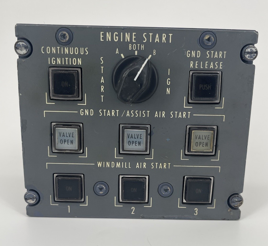 Boeing 727 1646880-109 Engine Start Control Panel 3-Engine Tri-Jet Aircraft