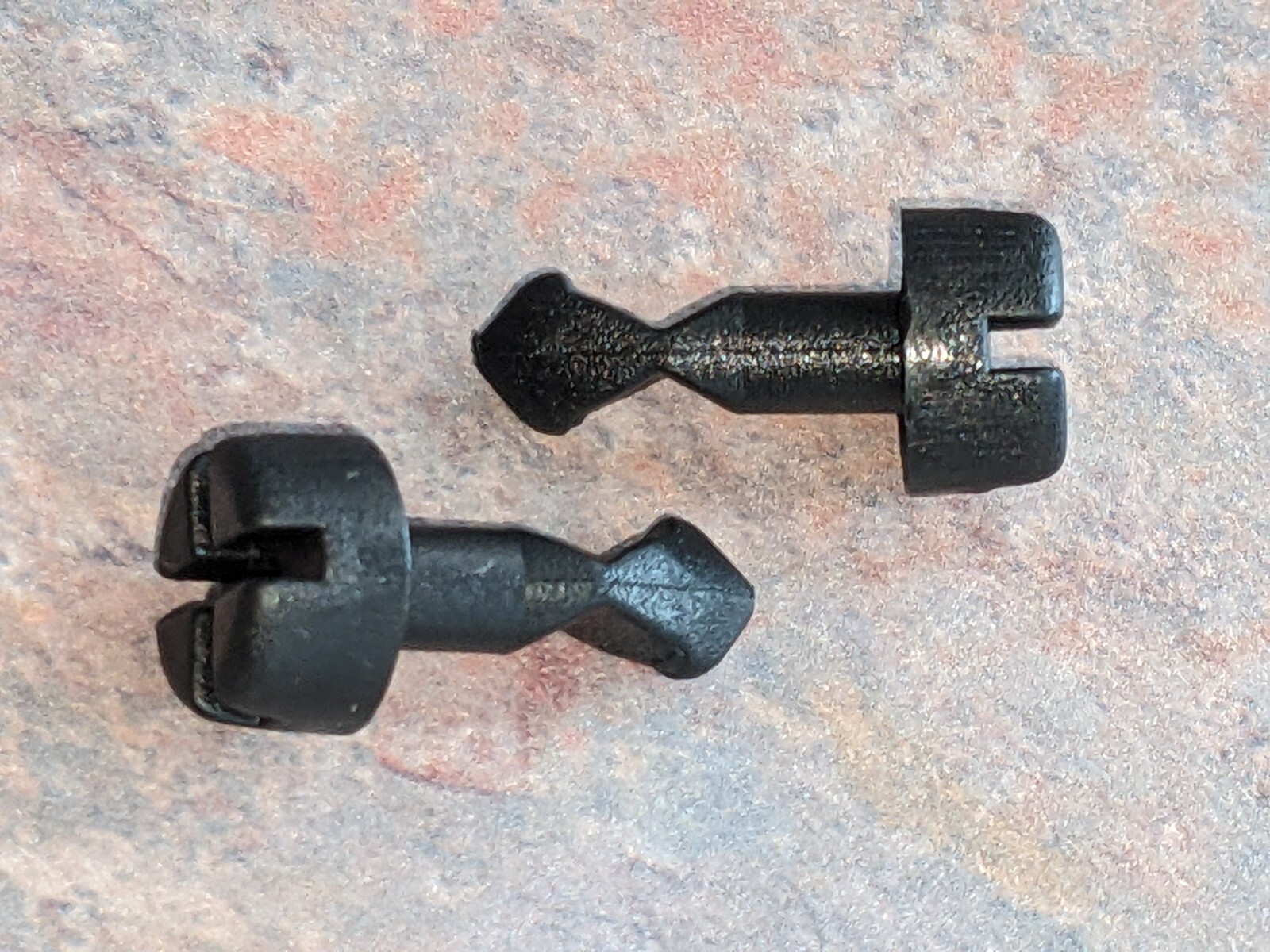 NEW 2x VW Audi Engine Cover Quarter Turn Screws Hold Down A4 A6 Passat 2.8 1.8T