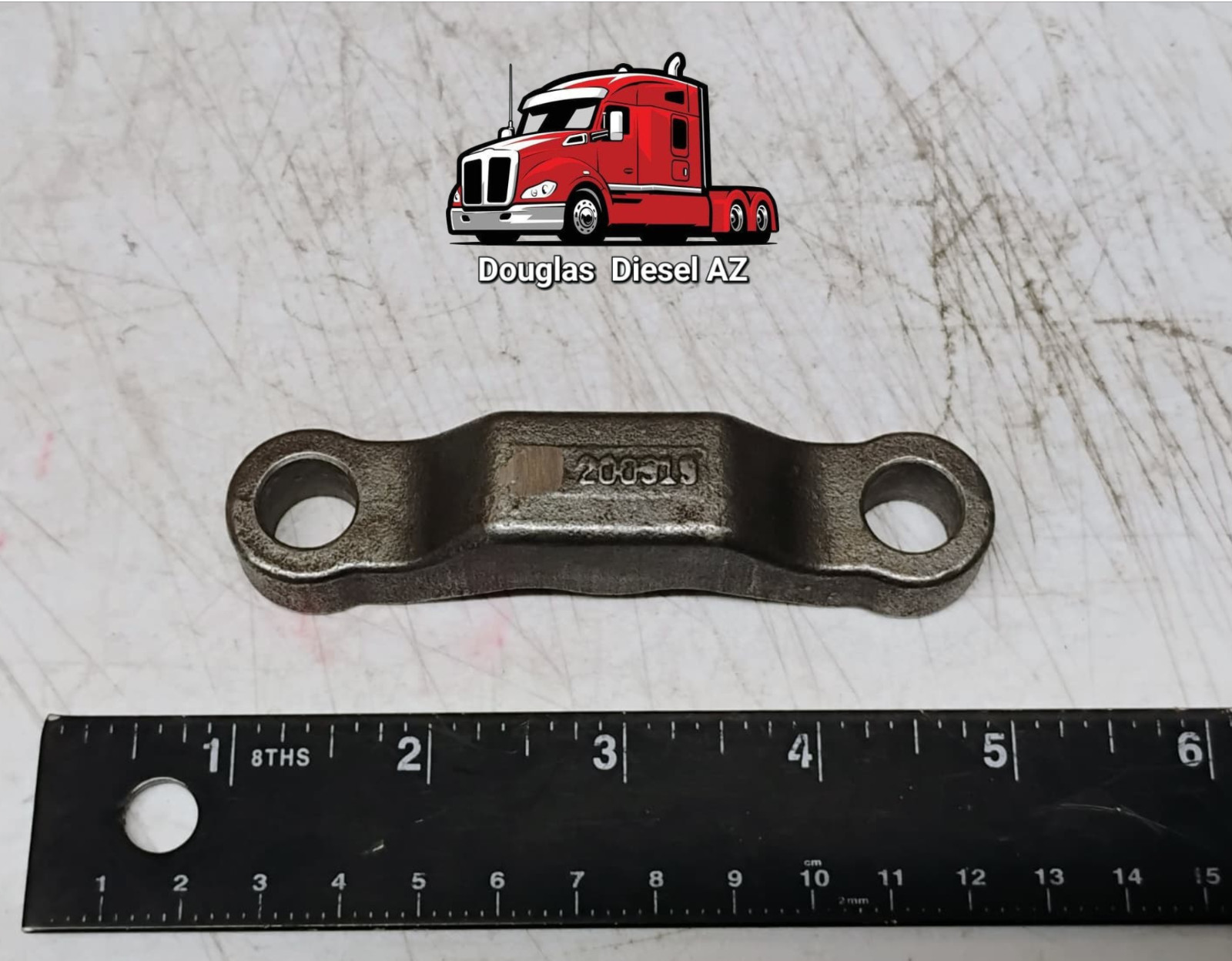 EXHAUST MANIFOLD CLAMP for 855. PAI # 180991. Ref. # CUMMINS 200919 67360