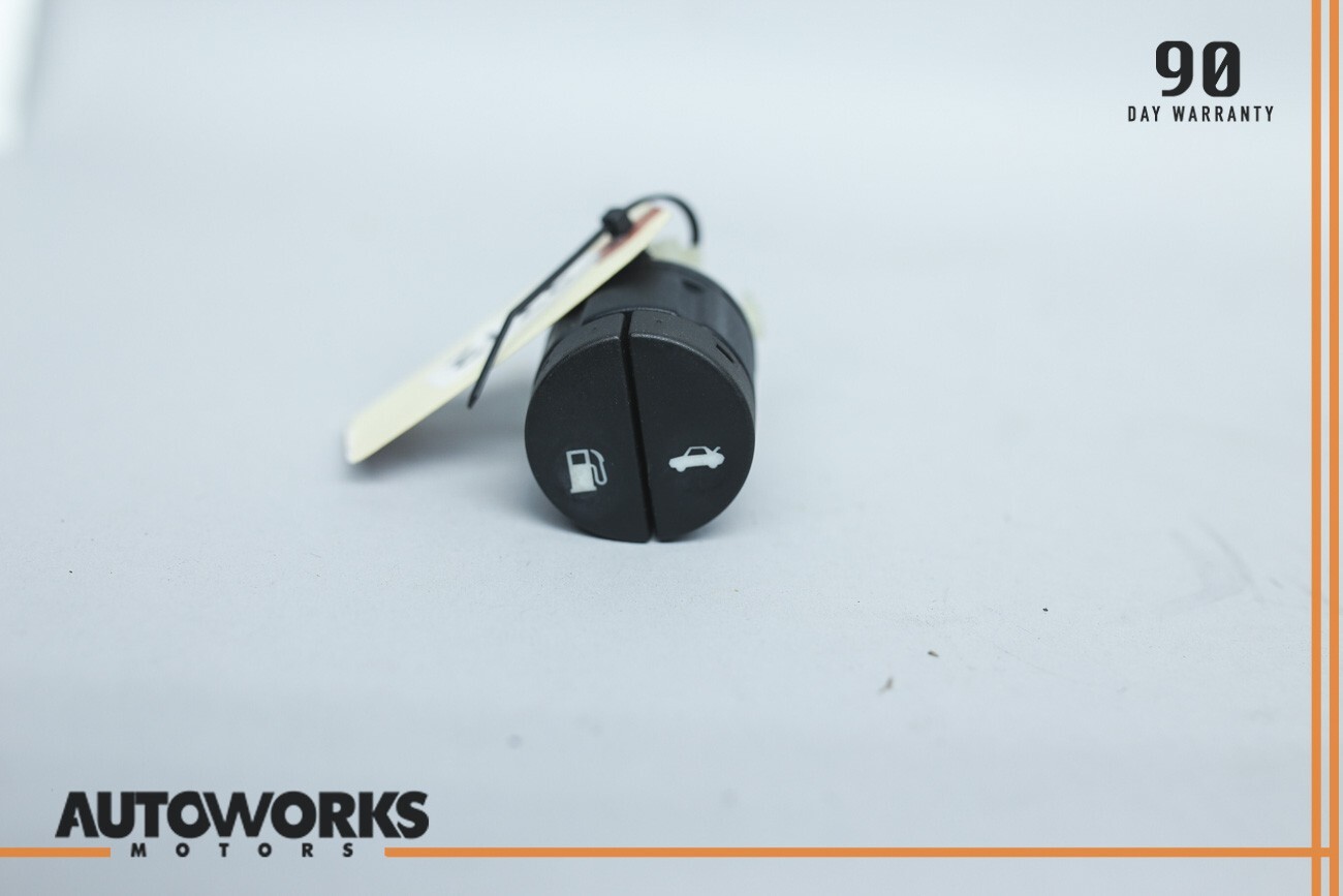97-03 Jaguar X100 XK8 XKR Gas Tank Trunk Open Release Button Switch OEM 97-03 Jaguar X100 XK8 XKR Gas Tank Trunk Open Release Button Switch OEM