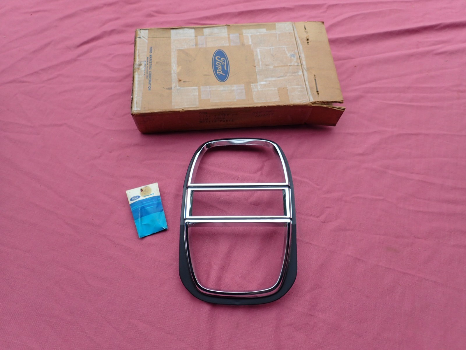 1968 Ford Galaxie 500 tail light bezel, NOS C8AZ-13489-E
