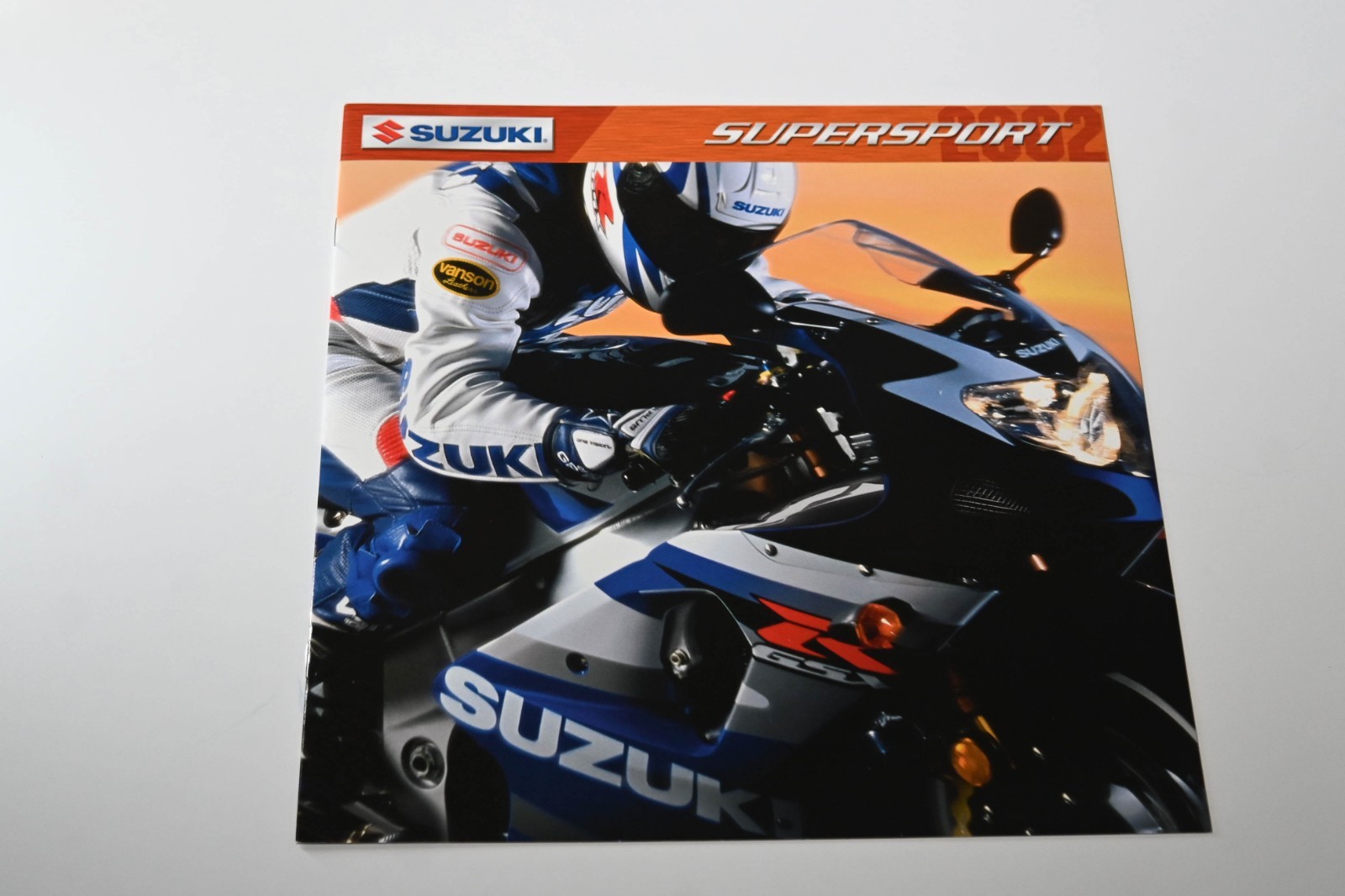 2002 Suzuki Supersport Sales Brochure 2002 Suzuki Supersport Sales Brochure