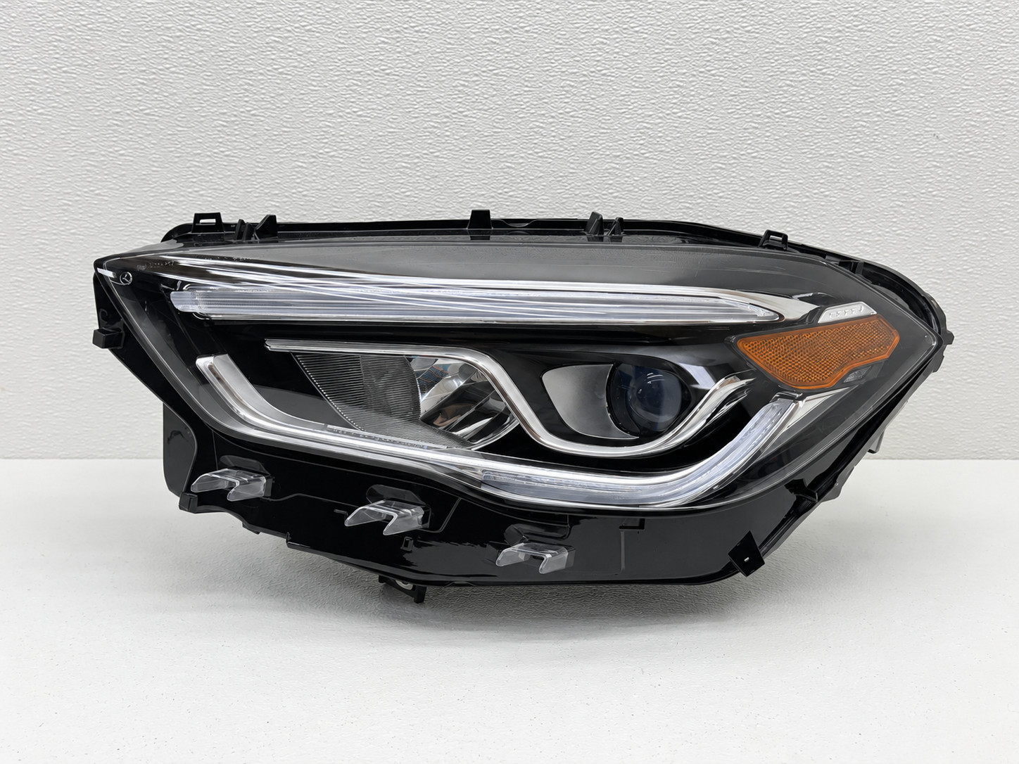Nice 2021-2024 Mercedes GLA250 GLA200 Left Driver LH Side LED Headlight OEM