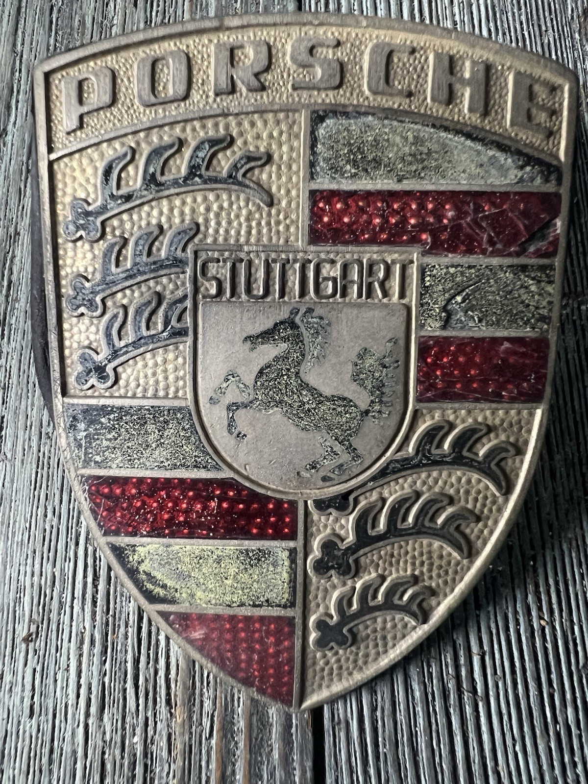 1982 Porsche 928 Hood Emblem Shield 1982 Porsche 928 Hood Emblem Shield