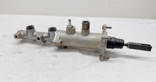 84-89 Bmw E24 E28 635CSi 535i Brake Master Cylinder W/O Reservoir Oem