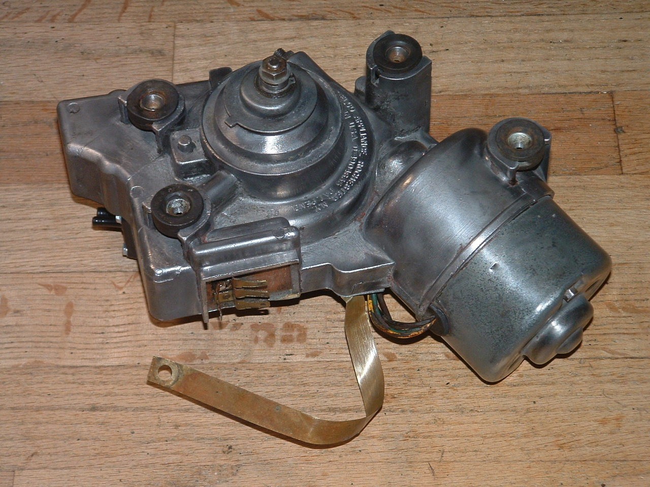 1959 1960 1961 1962 Impala Wiper Motor 2 Speed with Washer Pump 1959 1960 1961 1962 Impala Wiper Motor 2 Speed with Washer Pump