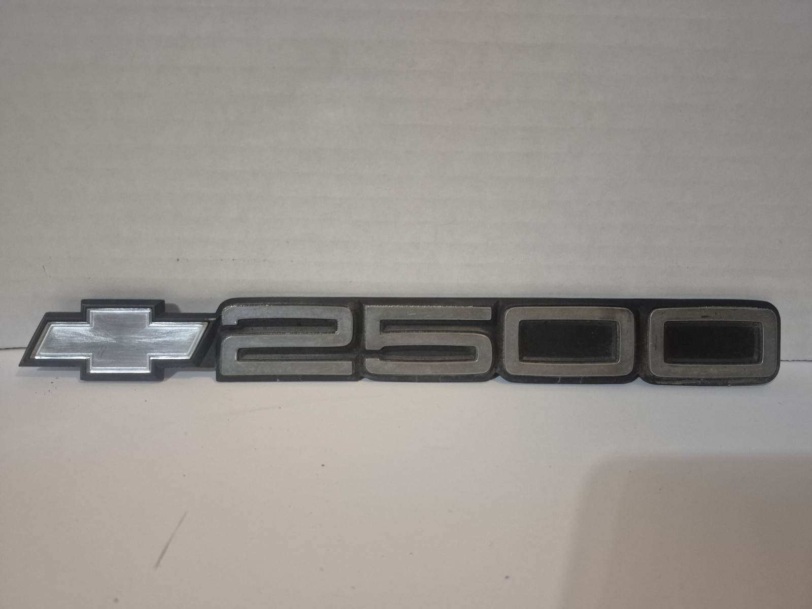 1988-1998 Chevy Truck 2500 Side Emblem Logo Badge OEM GM 2500 CK OBS 1988-1998 Chevy Truck 2500 Side Emblem Logo Badge OEM GM 2500 CK OBS