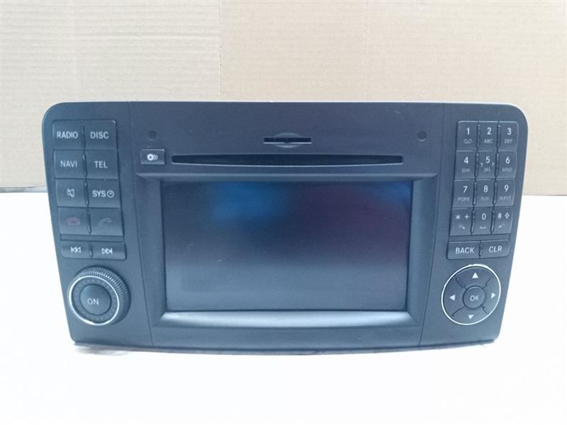 Audio Equipment Radio 164 Type GL320 Radio Fits 08-09 MERCEDES GL-CLASS 143440