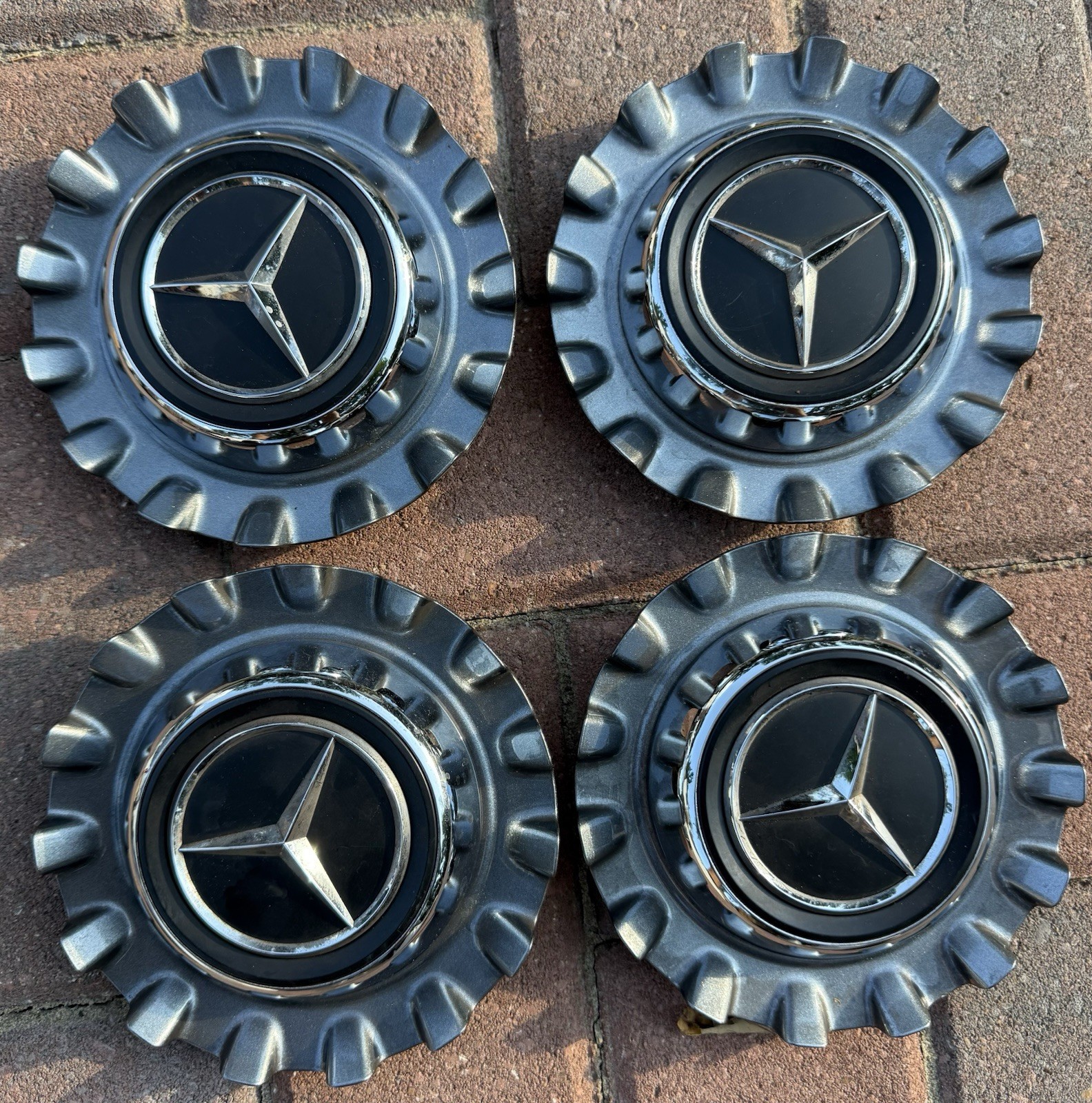 MERCEDES GT63 GT53 Center Cap Set  A0004006900