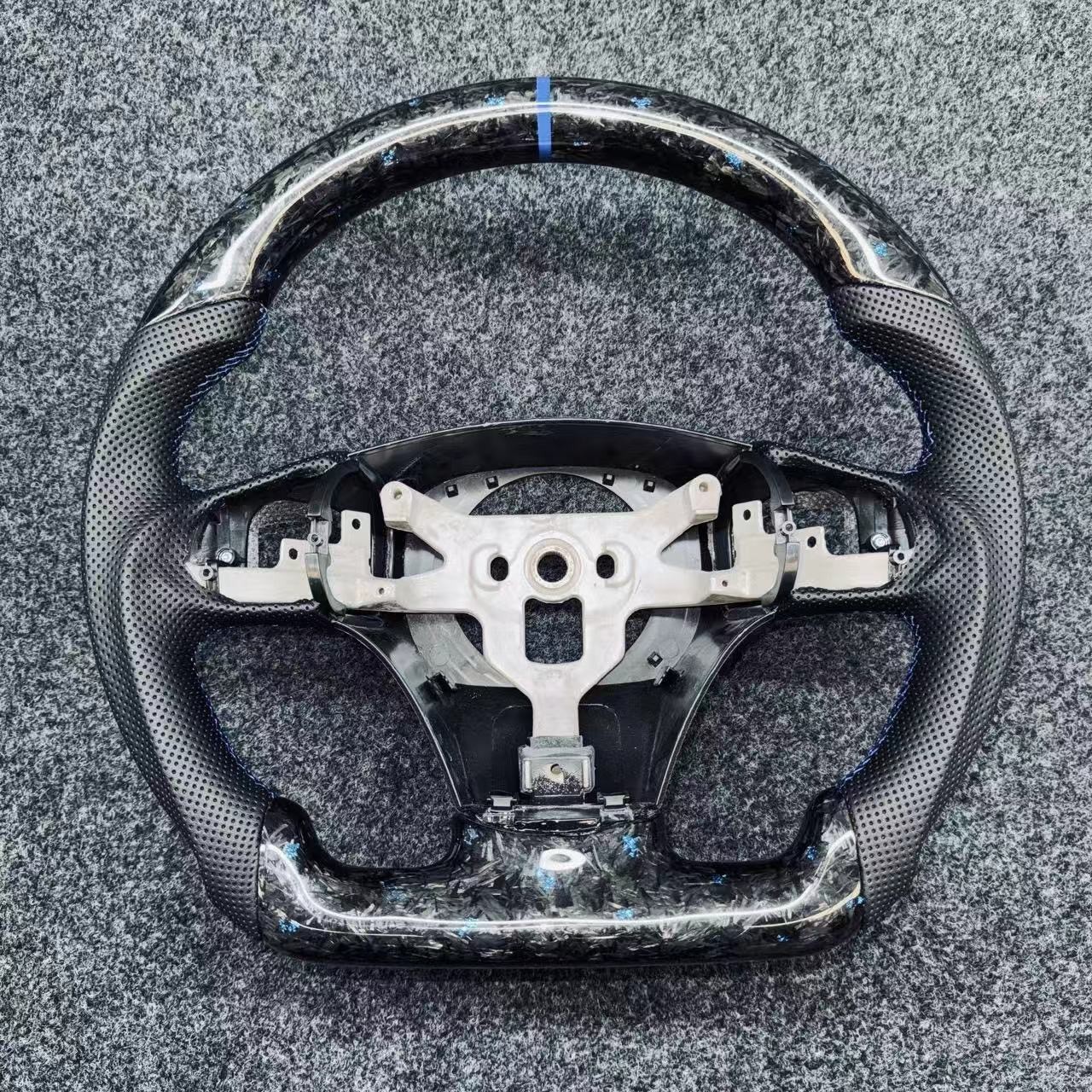 Real Carbon Fiber Steering Wheel For Chevrolet Corvette C6 Z06 ZR1 2006-2011
