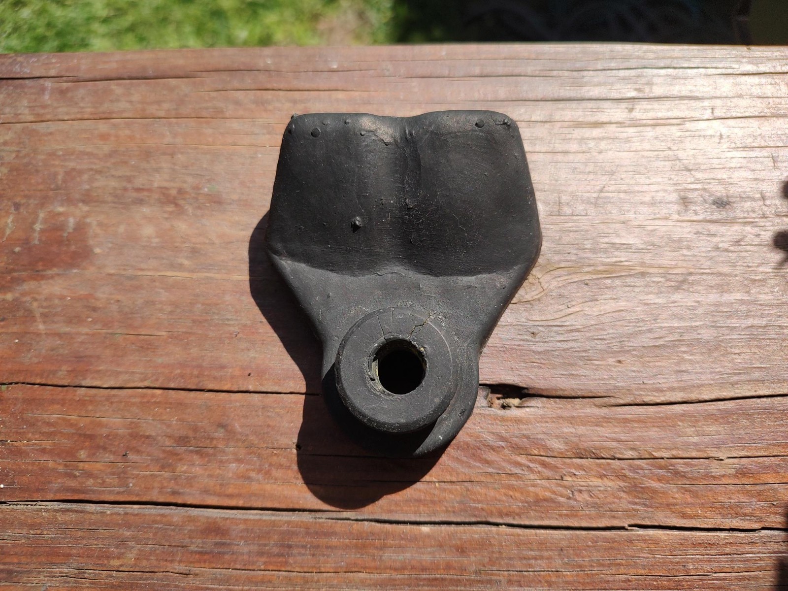 YAMAHA GAS TANK GROMMET 1980 YAMAHA GAS TANK GROMMET 1980
