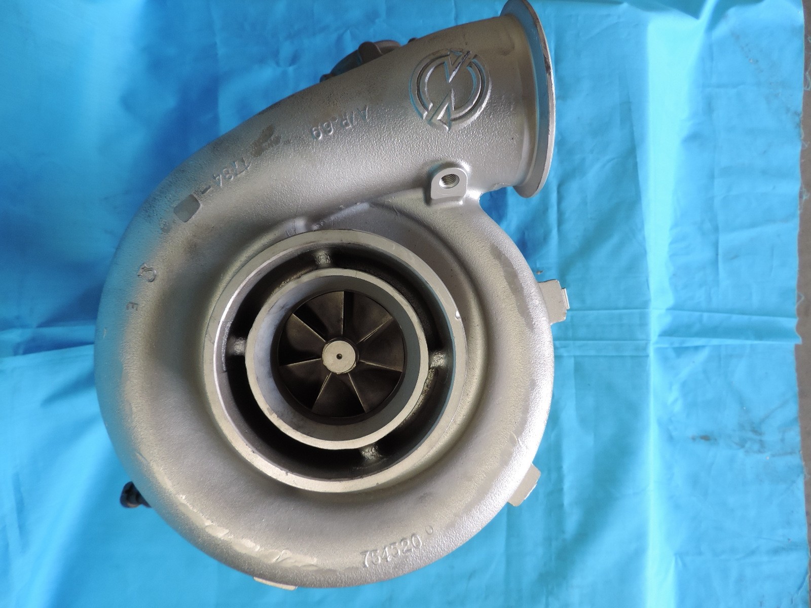 Detroit Diesel 60 Series 14.0 Freightliner 14L Garrett GTA4502V Turbo charger 