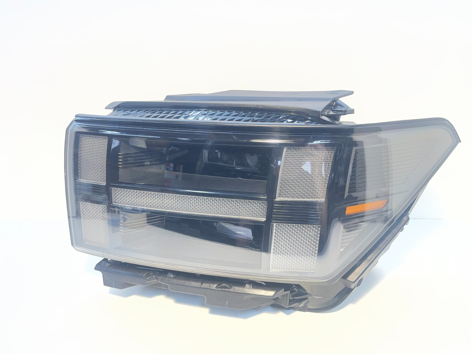 Great OEM 2024-2026 Hyundai Santa Fe Left Driver Side FULL LED Headlight Great OEM 2024-2026 Hyundai Santa Fe Left Driver Side FULL LED Headlight