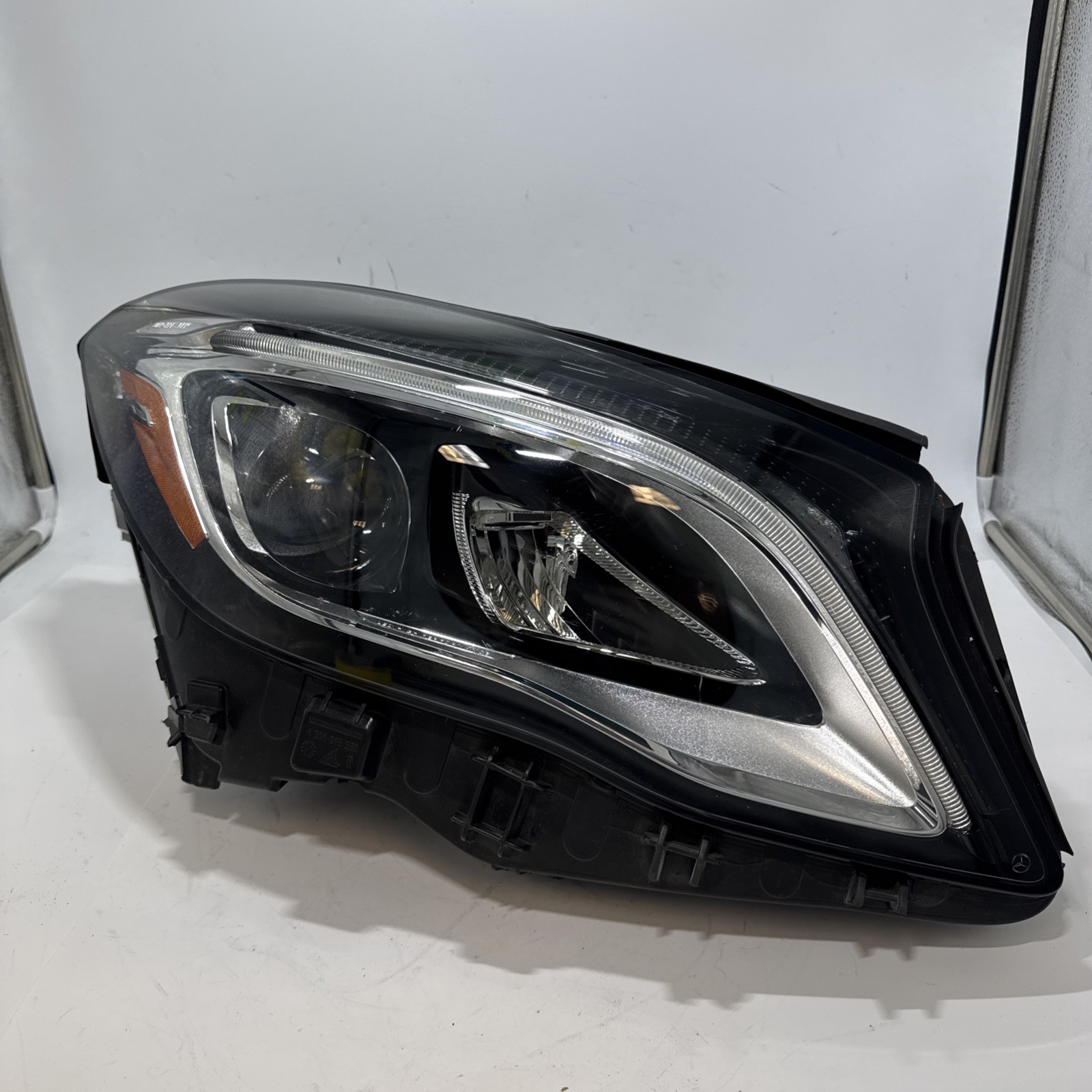 2018-2020 Mercedes Benz GLA250 GLA445 Passenger Right LED Headlight OEM