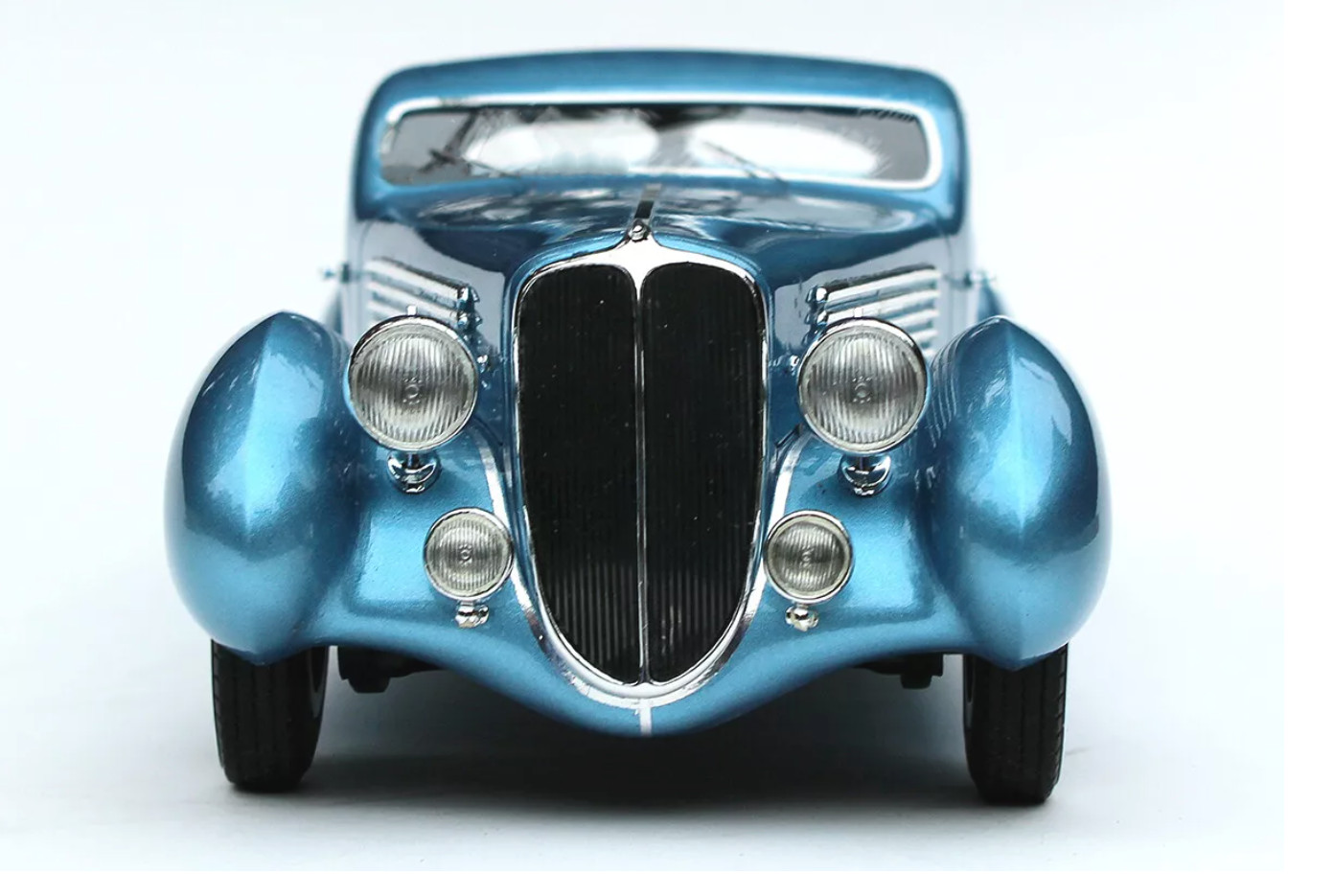 1930s Bugatti Custom Concept with Wire Spoke Wheel Rims1:24SCALE MODEL 1930s Bugatti Custom Concept with Wire Spoke Wheel Rims1:24SCALE MODEL