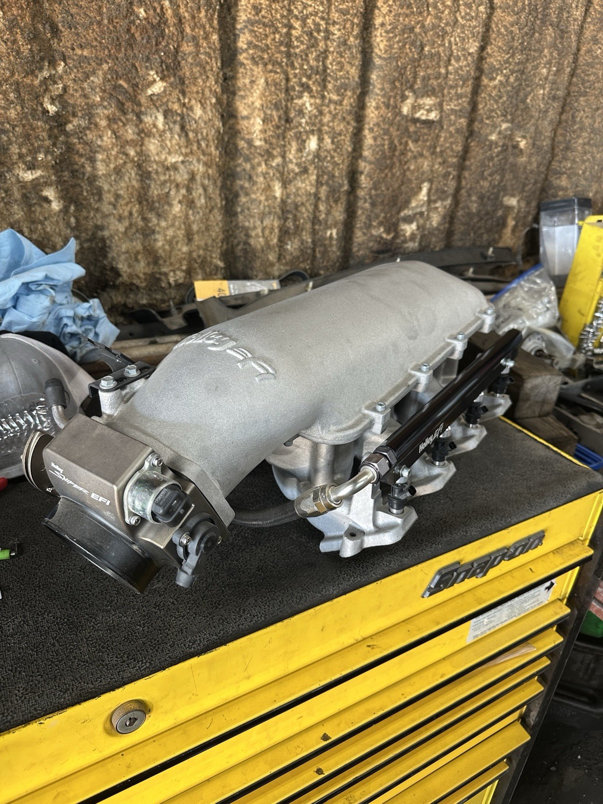 Holley Mid Ram Intake LS cathedral port with snake eater 1000cc injectors Holley Mid Ram Intake LS cathedral port with snake eater 1000cc injectors