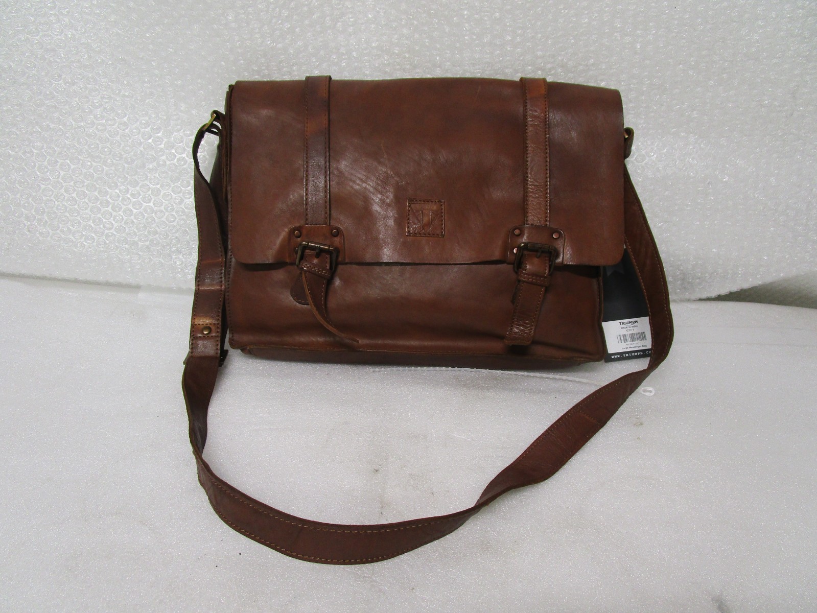 Triumph Motorcycle Large Messenger Bag MLUA17211 Triumph Motorcycle Large Messenger Bag MLUA17211
