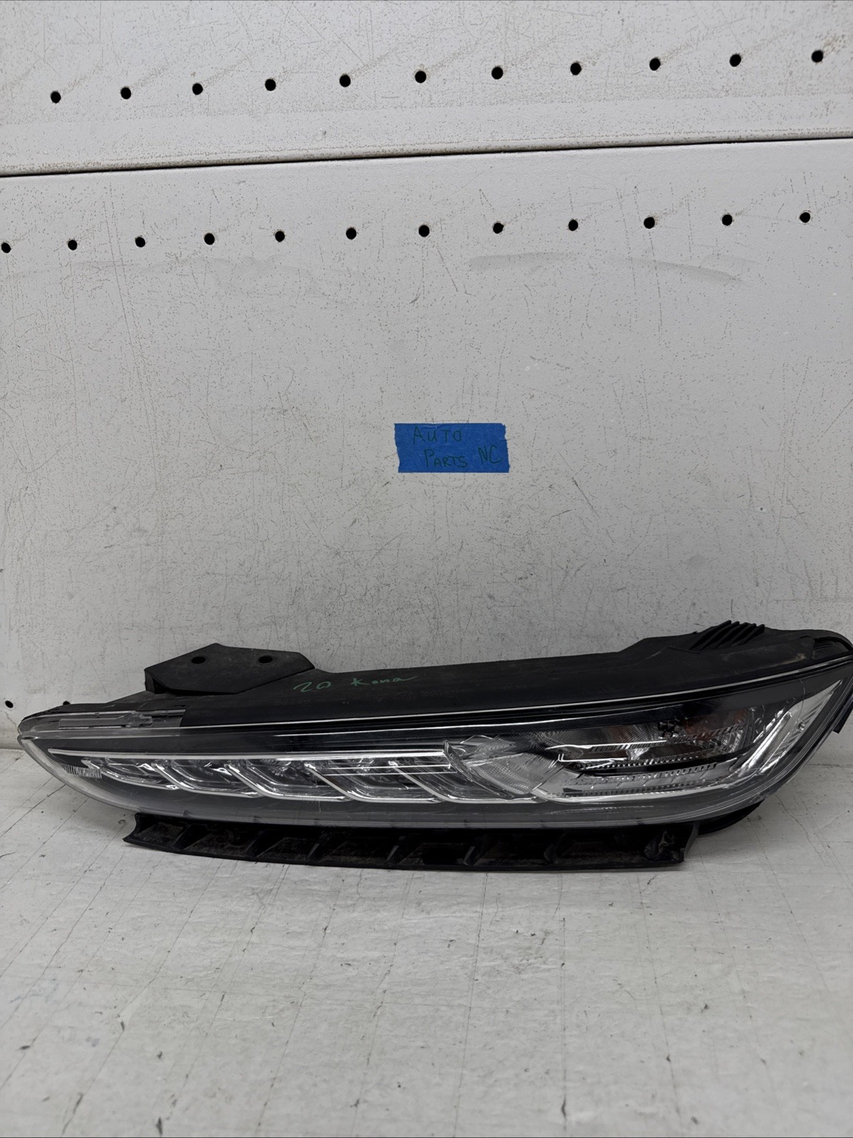 2018-2020 Hyundai Kona Left LED DRL Turn Signal OEM