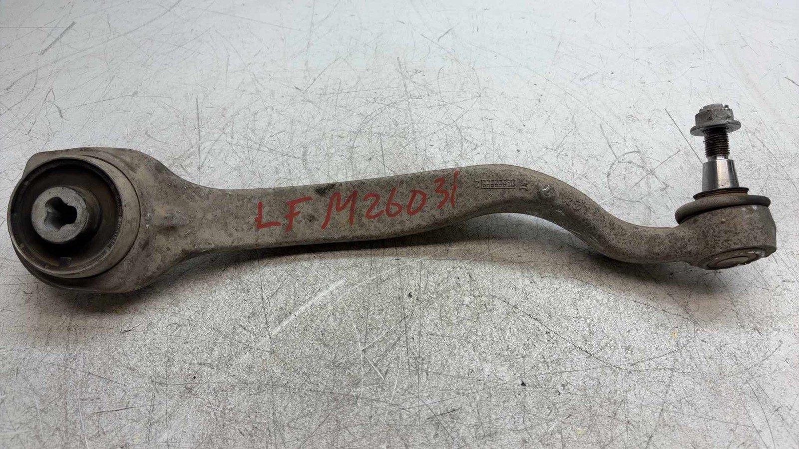 2010 - 2016 Mercedes-Benz E350 Front Left Lower Control Arm 212-330-27-11 2010 - 2016 Mercedes-Benz E350 Front Left Lower Control Arm 212-330-27-11