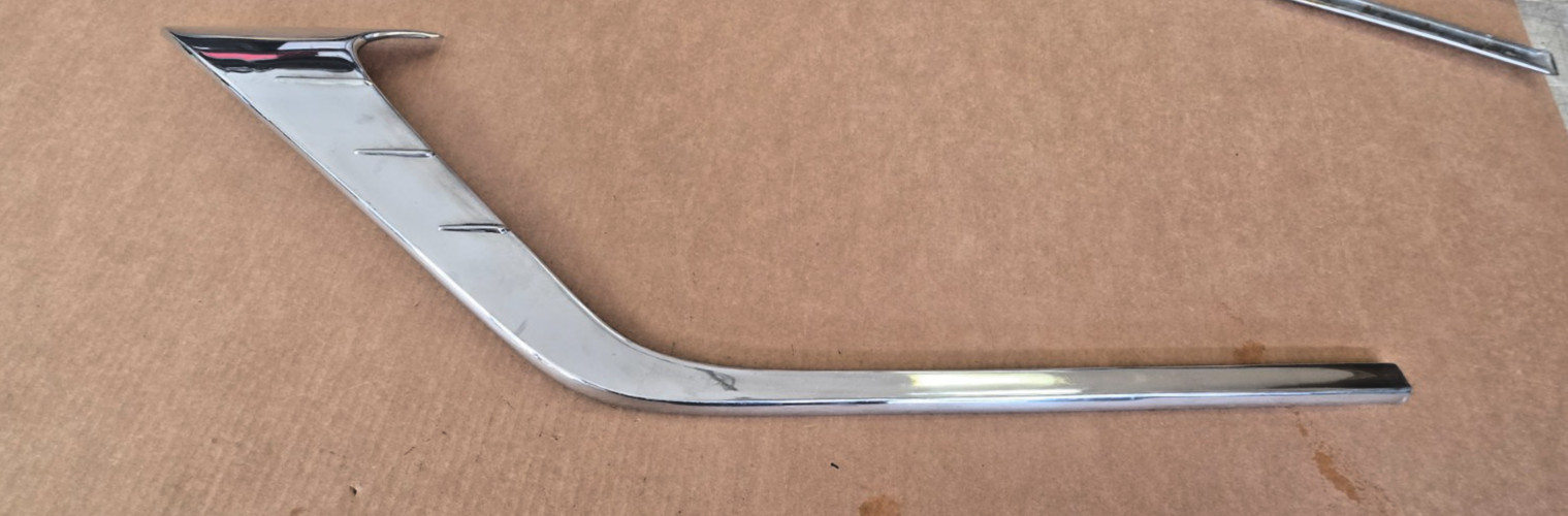 1955 Pontiac Star Chief 2dr Driver Side Door Molding Trim Used Original 1955 Pontiac Star Chief 2dr Driver Side Door Molding Trim Used Original