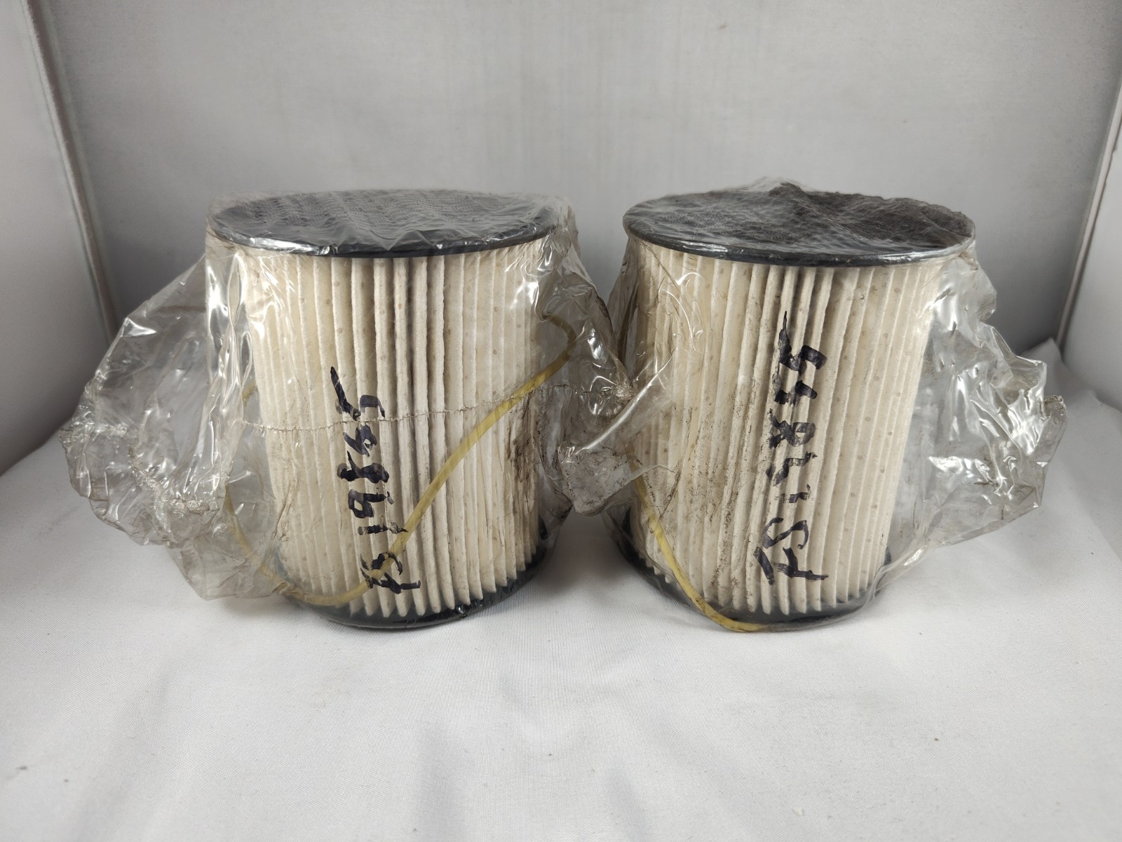 Pack Of 2 Fleetguard FS19855 Fuel Filter Water Separator Cummins Filtration Pack Of 2 Fleetguard FS19855 Fuel Filter Water Separator Cummins Filtration