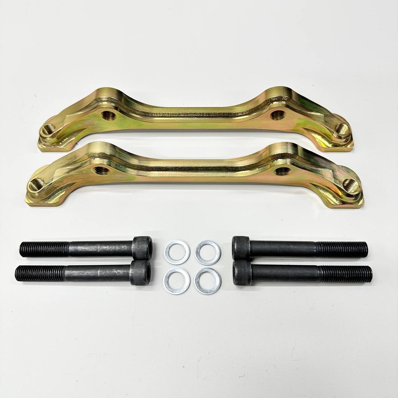 BMW M5/M6 E60/E63 brake caliper adapters to install F10 M5 front calipers