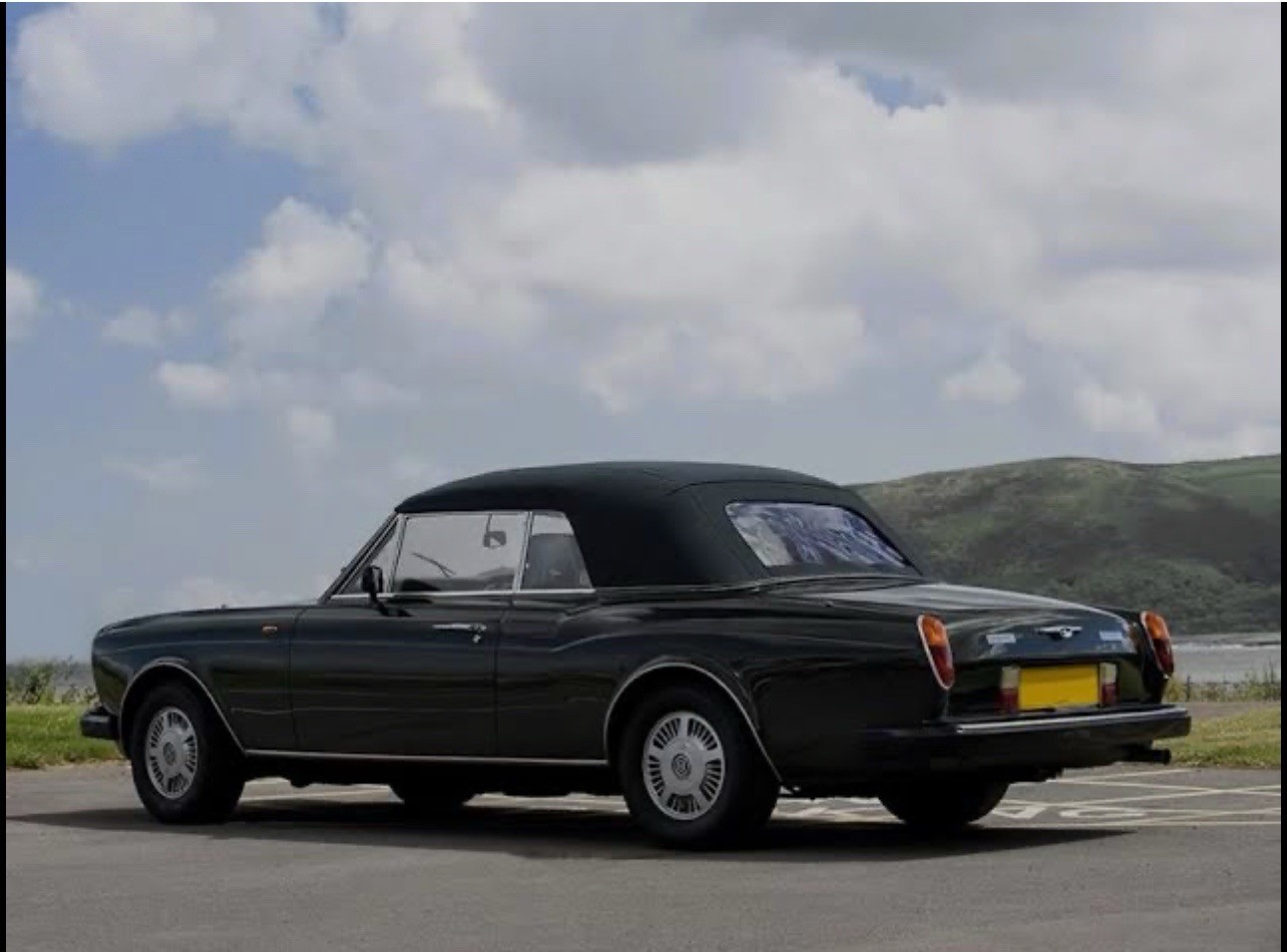 Fits Rolls Royce 66-92 Convertible top & Plastic window Buckskin Vinyl Fits Rolls Royce 66-92 Convertible top & Plastic window Buckskin Vinyl