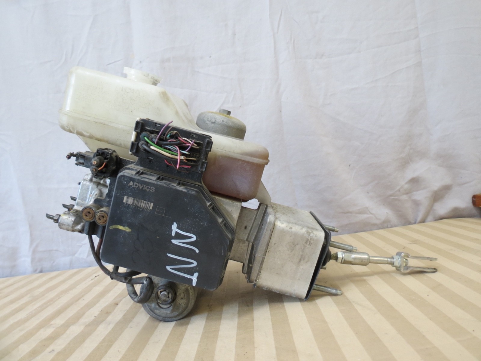 16-19 Nissan Titan xD ABS Hydraulic Pump Master Cylinder Booster 47210-1PA0A