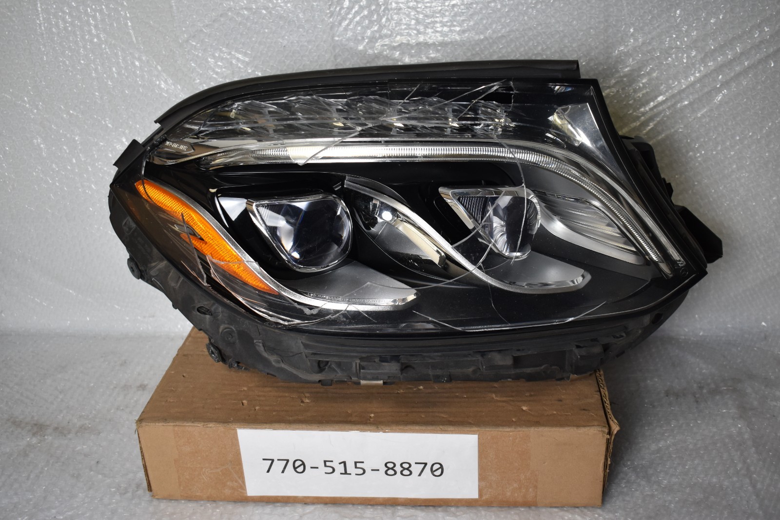Mercedes-Benz GLS166 W166 Right headlight 2012-2020 US Mercedes-Benz GLS166 W166 Right headlight 2012-2020 US
