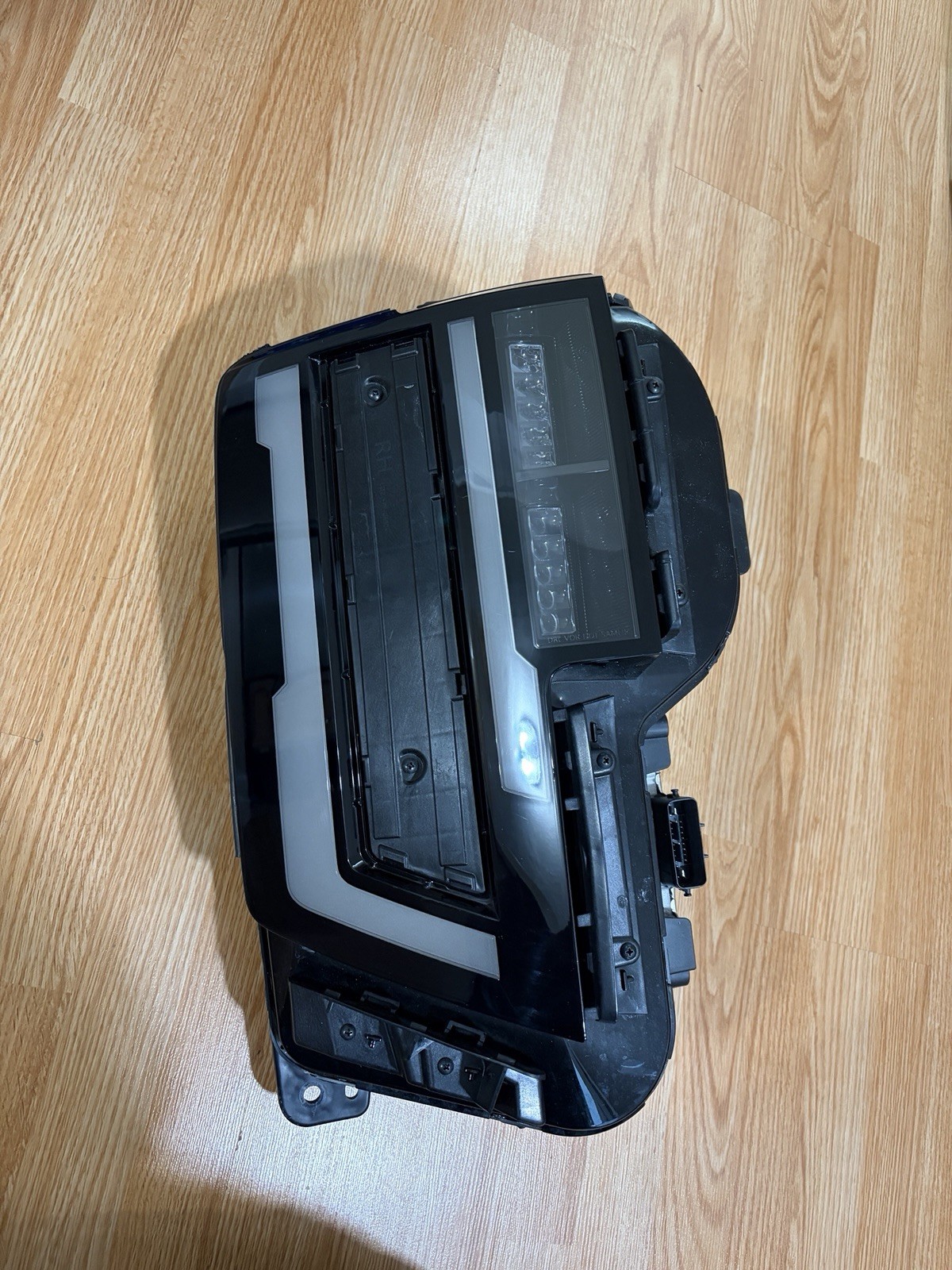 OEM 2027 Kia Telluride Right Passenger Side LED Headlight 92102-P8000